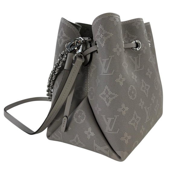 Louis Vuitton Bella Mahina Leather Bella Bucket Bag - Picture 3 of 13